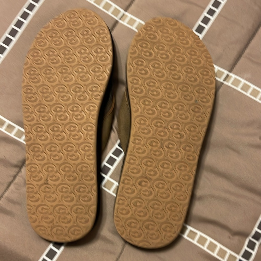 Cobian Men’s Flop Flops Size 11 - Picture 2 of 3